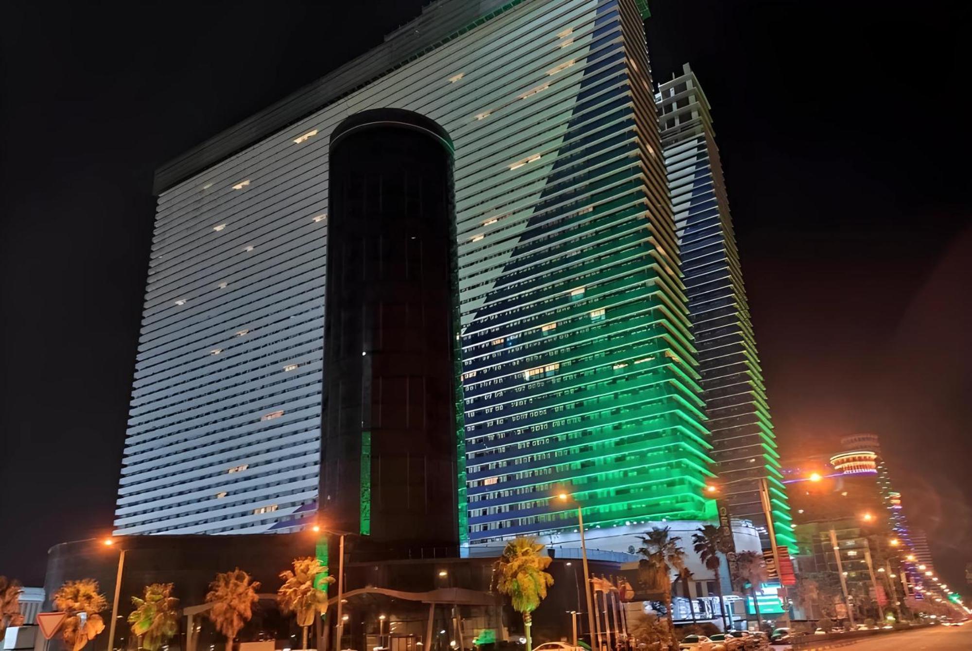 Orbi Batumi City Beach View Hotel Exterior foto